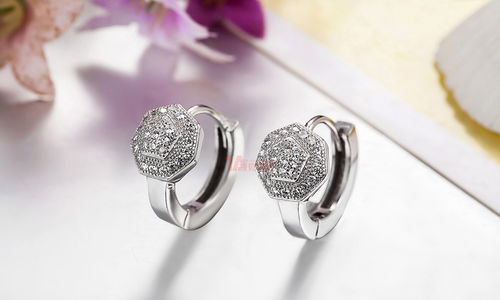 这样拍摄出来的珠宝首饰更加别致